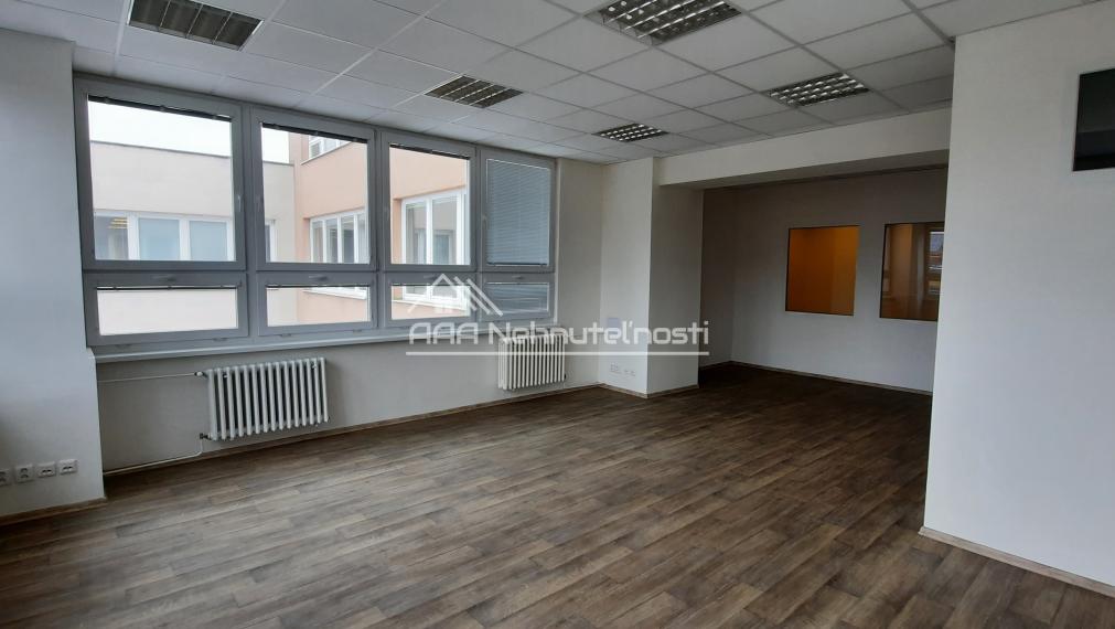 Na prenájom reprezentatívna kancelária v centre Košíc