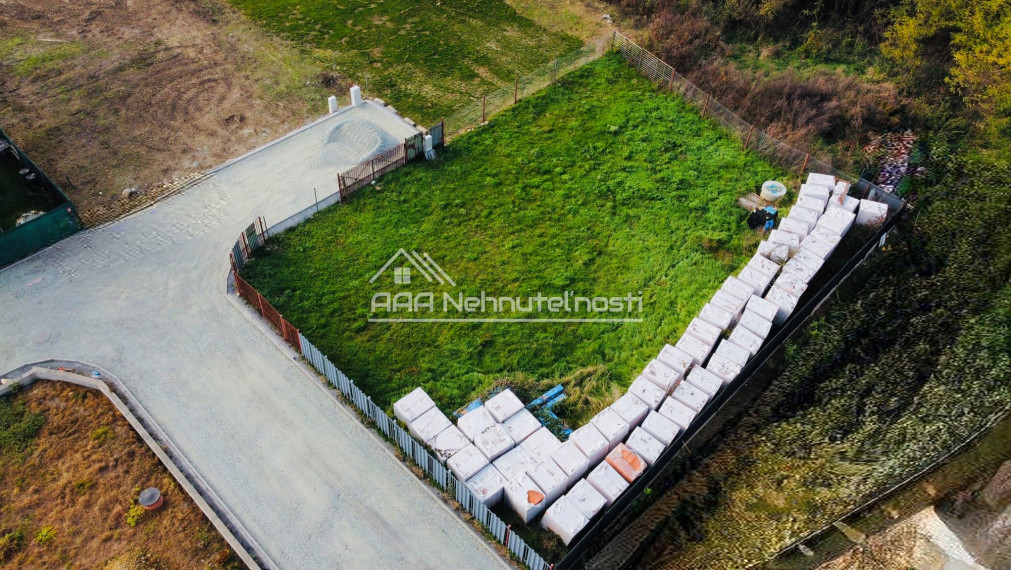 Na predaj stavebný pozemok s projektom a materiálom v Košiciach – Šaci