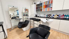 Kadernícky / beauty priestor | školiaca miestnosť | 55 m² - fotografia 3