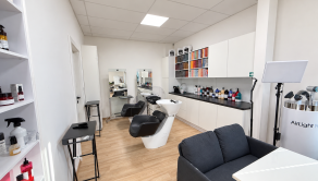 Kadernícky / beauty priestor | školiaca miestnosť | 55 m² - fotografia 10