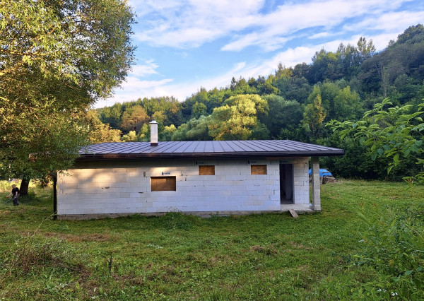 3i. dom (121 m2) v Čiernej Lehote (okres Rožňava) na veľkom pozemku 3.900 m2