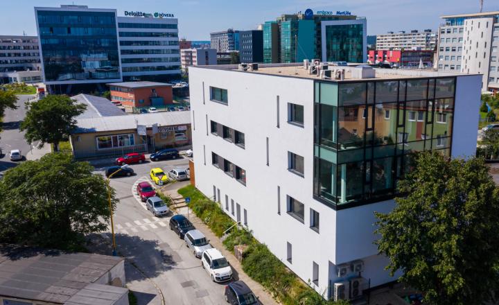 Kancelársky priestor 89 m² s panoramatickým výhľadom, Košice - fotografia 13